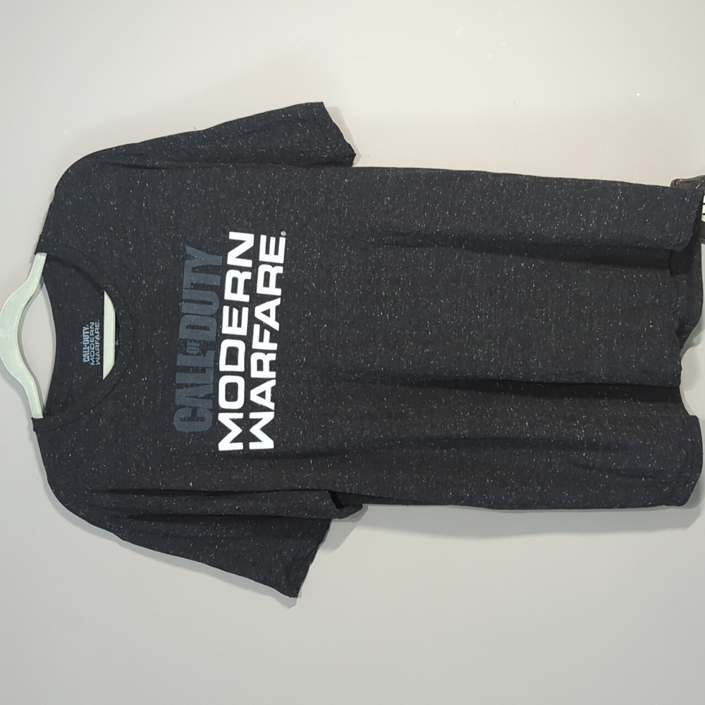 Super soft! COD Modern Warfare Top Men's Black Tee XL